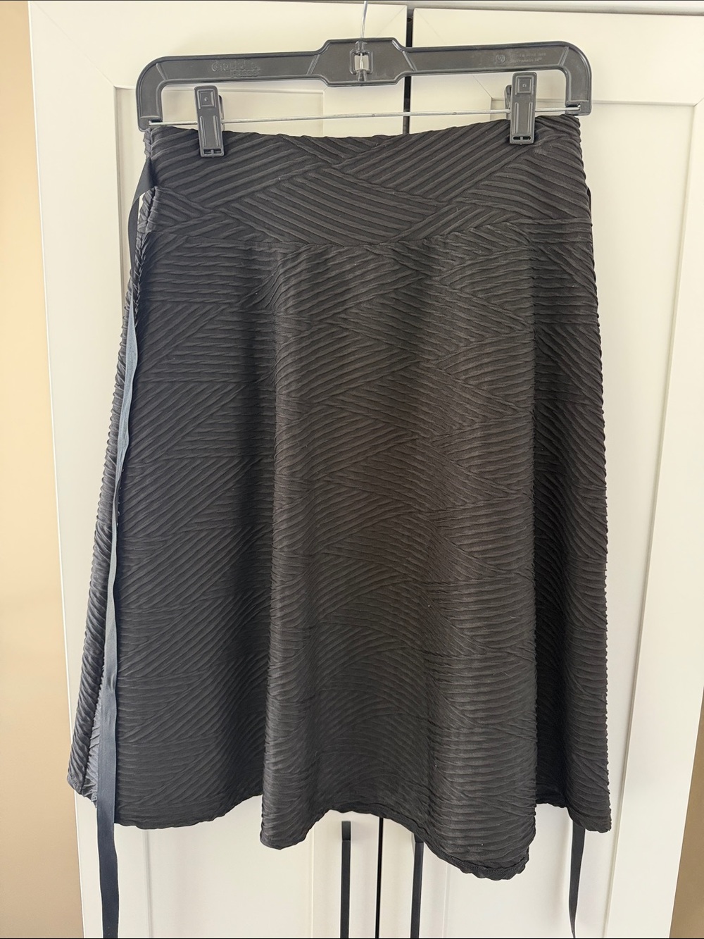 Joe Benbasset Black Textured A-Line Skirt